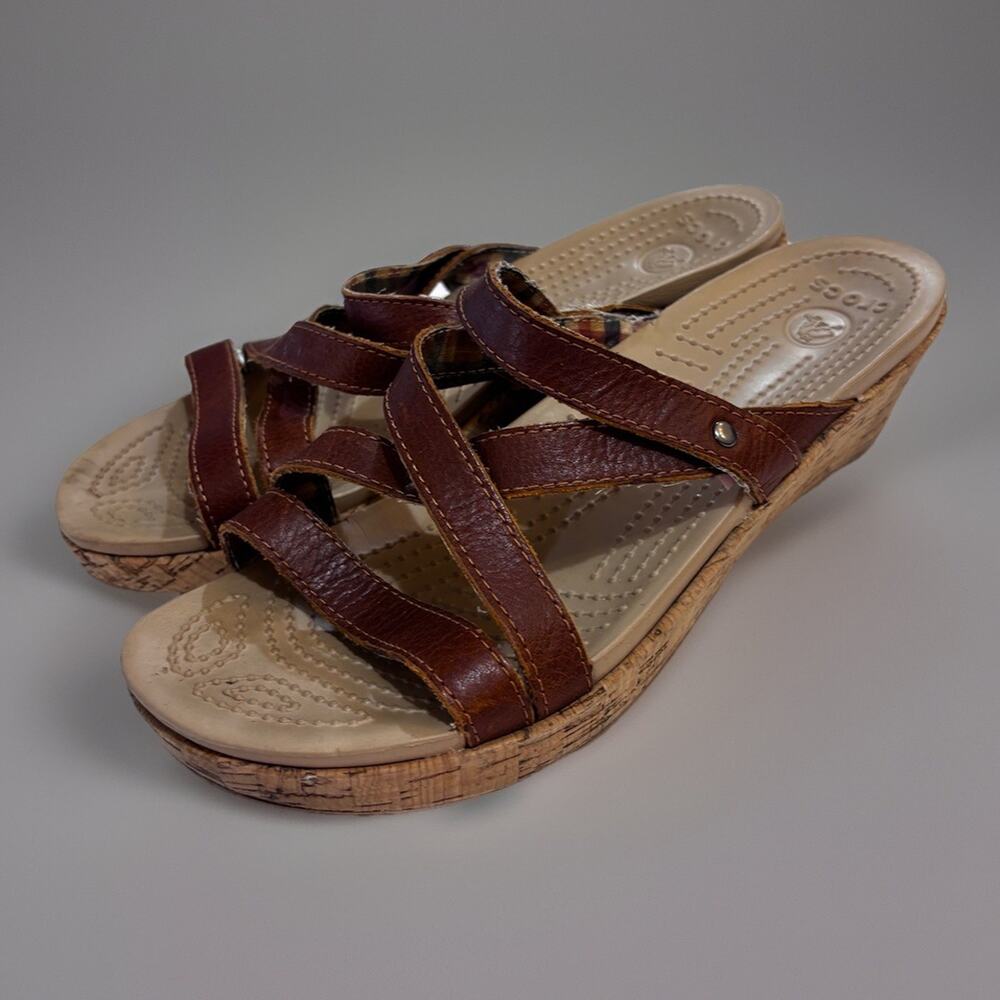 Womens Crocs A-Leigh size 9 Strappy Cork Wedge Sandals